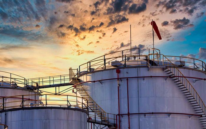 Global Capital Connections: Japan and South Korea Are Locking In African LNG Supply