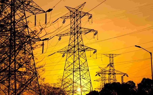 Kenya, South Africa Draw Private Capital into Power Transmission