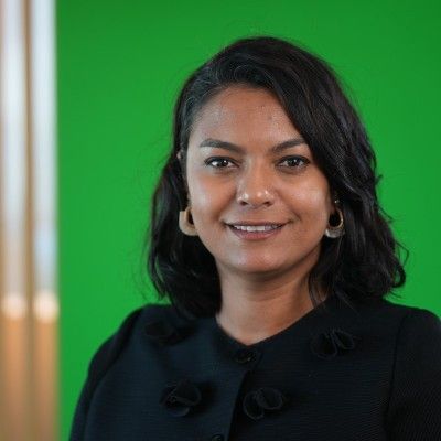 Nezha Bregeon - Schneider Electric