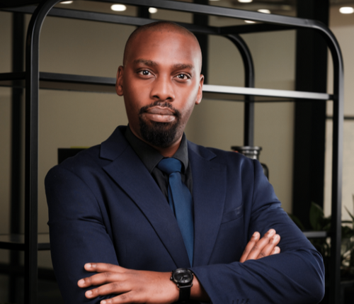 Lwandle Fakazi - Africa International Advisors