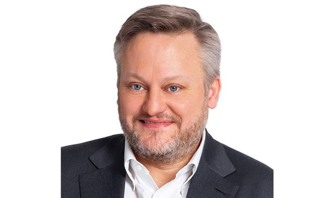 Driving Angolan Hydrocarbon Production: bp CEO Murray Auchincloss Joins AOG 2025