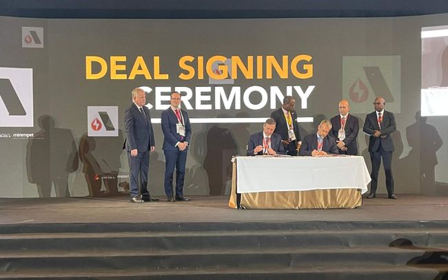 Sonangol, Conjuncta, CWP, Gauff Sign Green Hydrogen Deal at AOG 2024