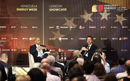 A Venezuela abre as portas ao investimento, à medida que as reformas impulsionam a recuperação do setor energético