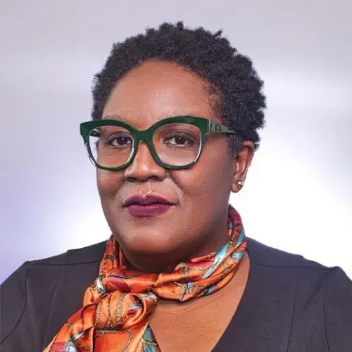 Yolanda Asumu - iCUBEFARM