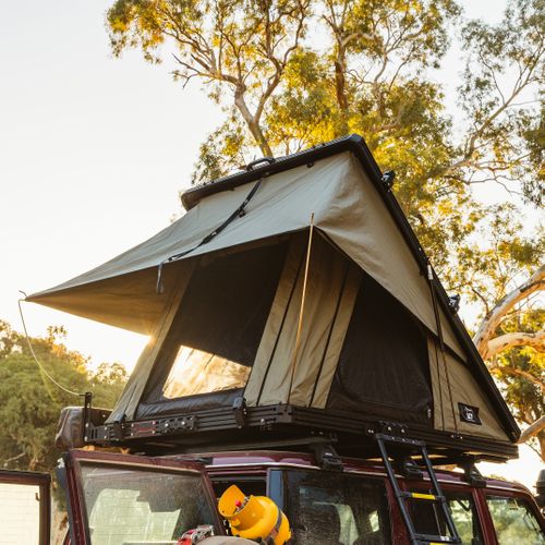 LX27 Lightweight Rooftop Tent + 270 XT Awning Show Special