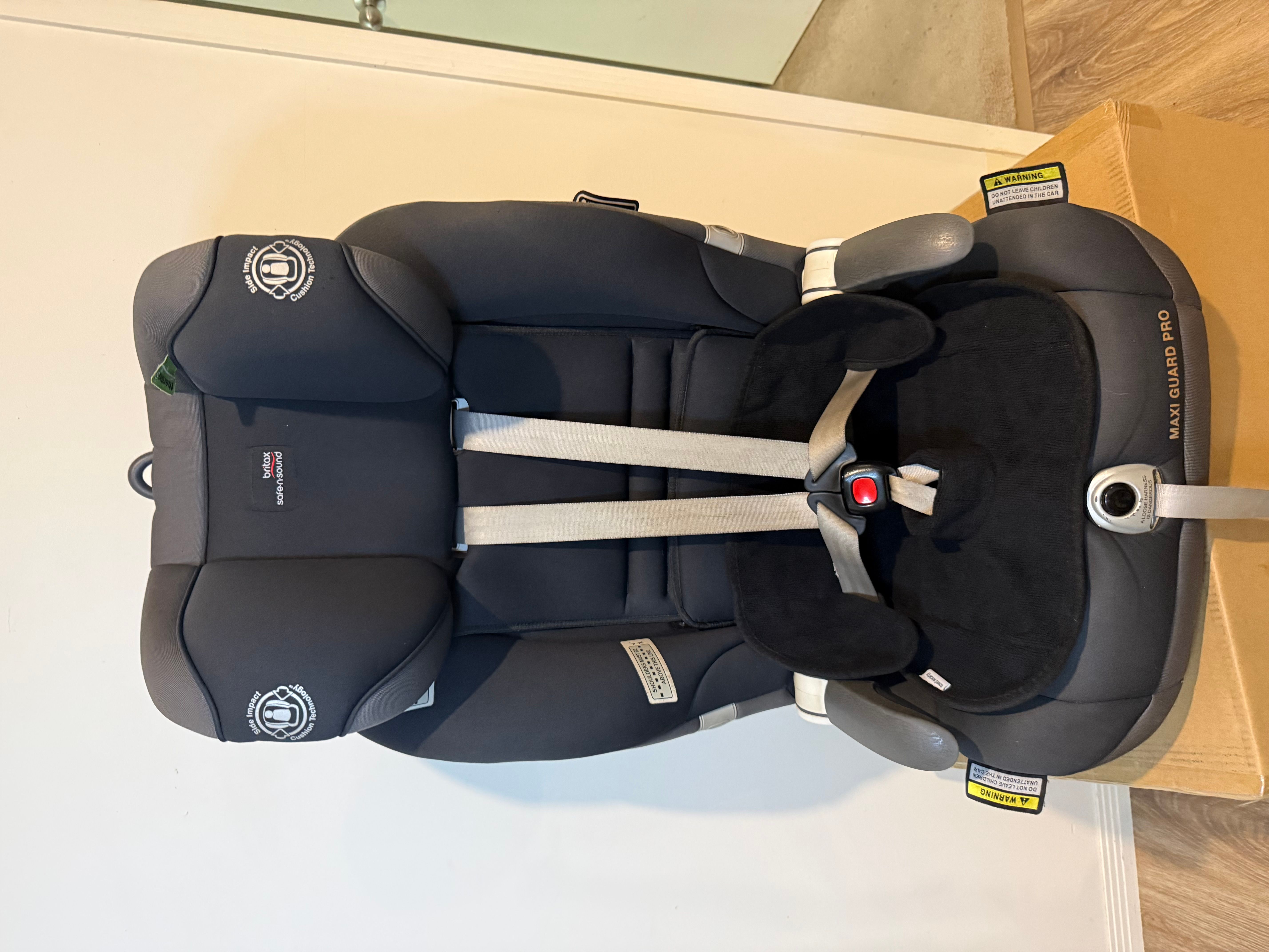 WATERPROOF CHILD SEAT/PRAM/BOOSTER INSERT