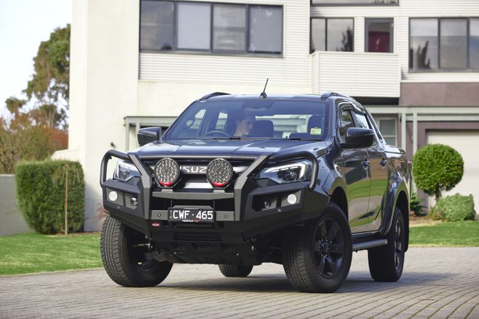 RAXAR Bull Bar to suit Isuzu D-MAX 2024