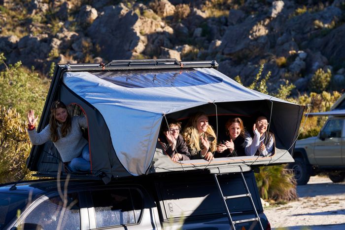* RT-4S Family Rooftop Tent *