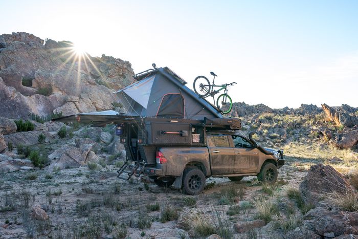 * Alu-Cab Khaya Camper *