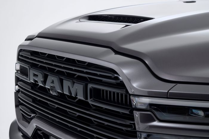 RAM 2500 HIGH OUTPUT HEAVY DUTY 4x4
