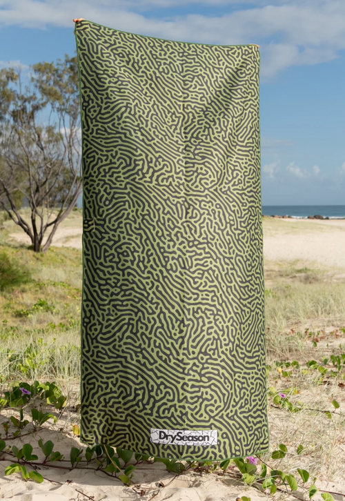 LIME - Magnetic Beach Towel