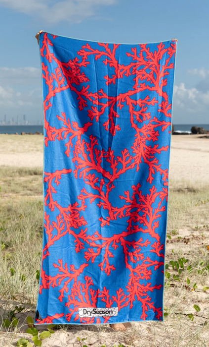 NINGALOO - Magnetic Beach Towel