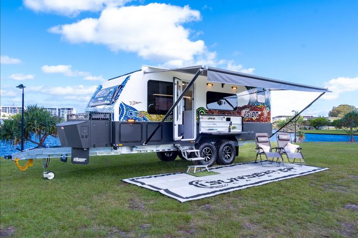 2026 Vision RV Elysium 21'6 Couples Van