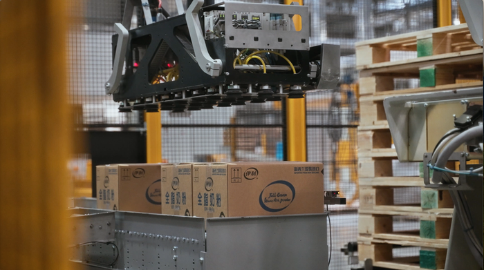 Unique Packing & Palletising System Integrated With Track & Trace Capabilities