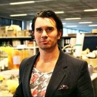 Dr Simon Lockrey
