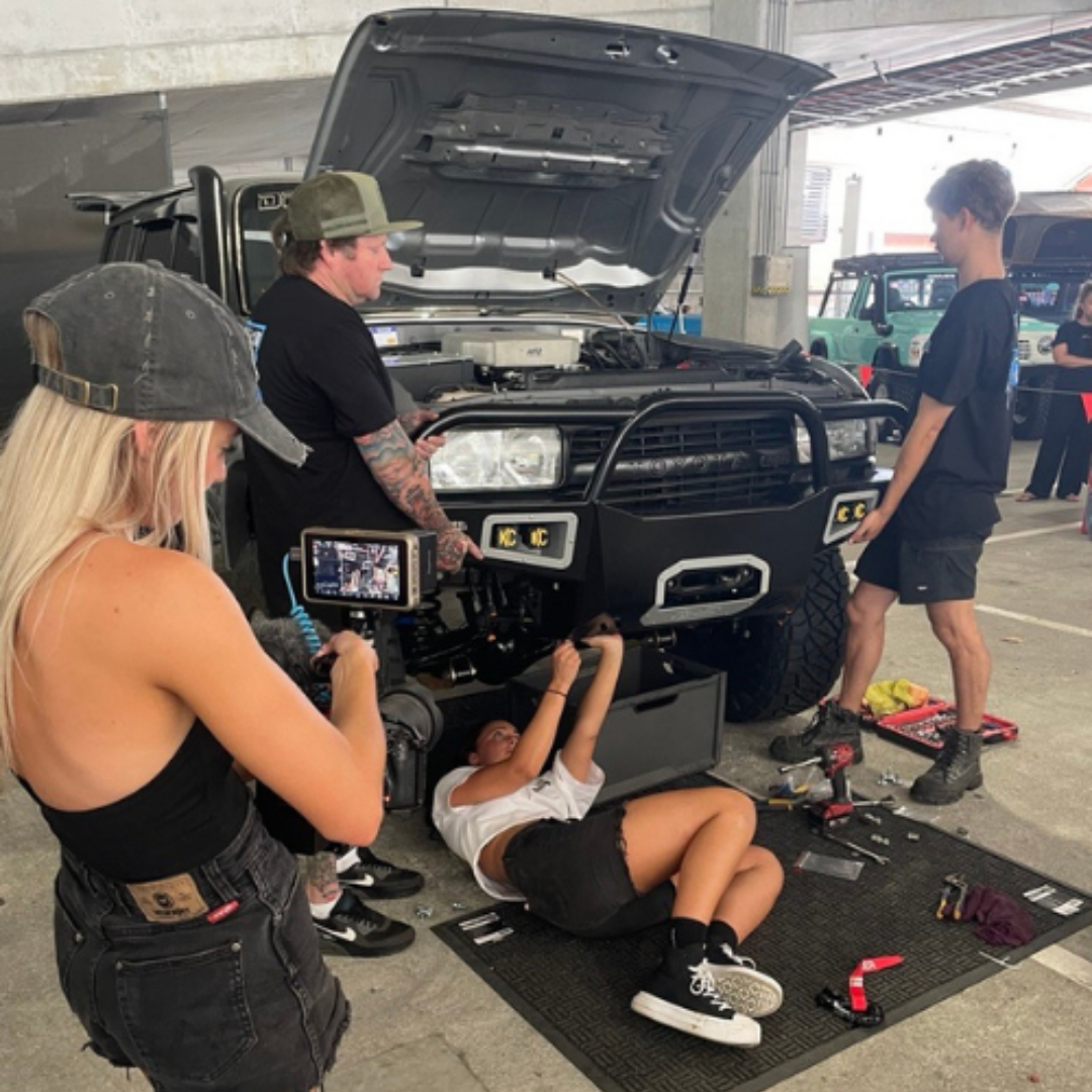 Live build with Bri Driven Garage