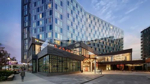 Hyatt Place Boston/Seaport District