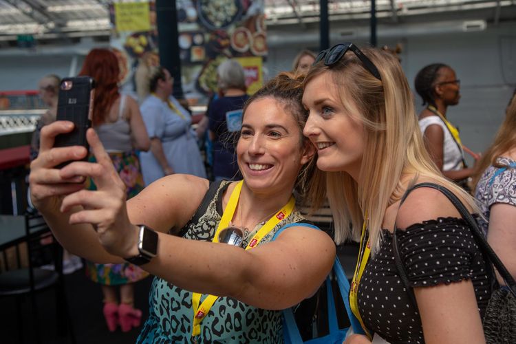 online dating red deer