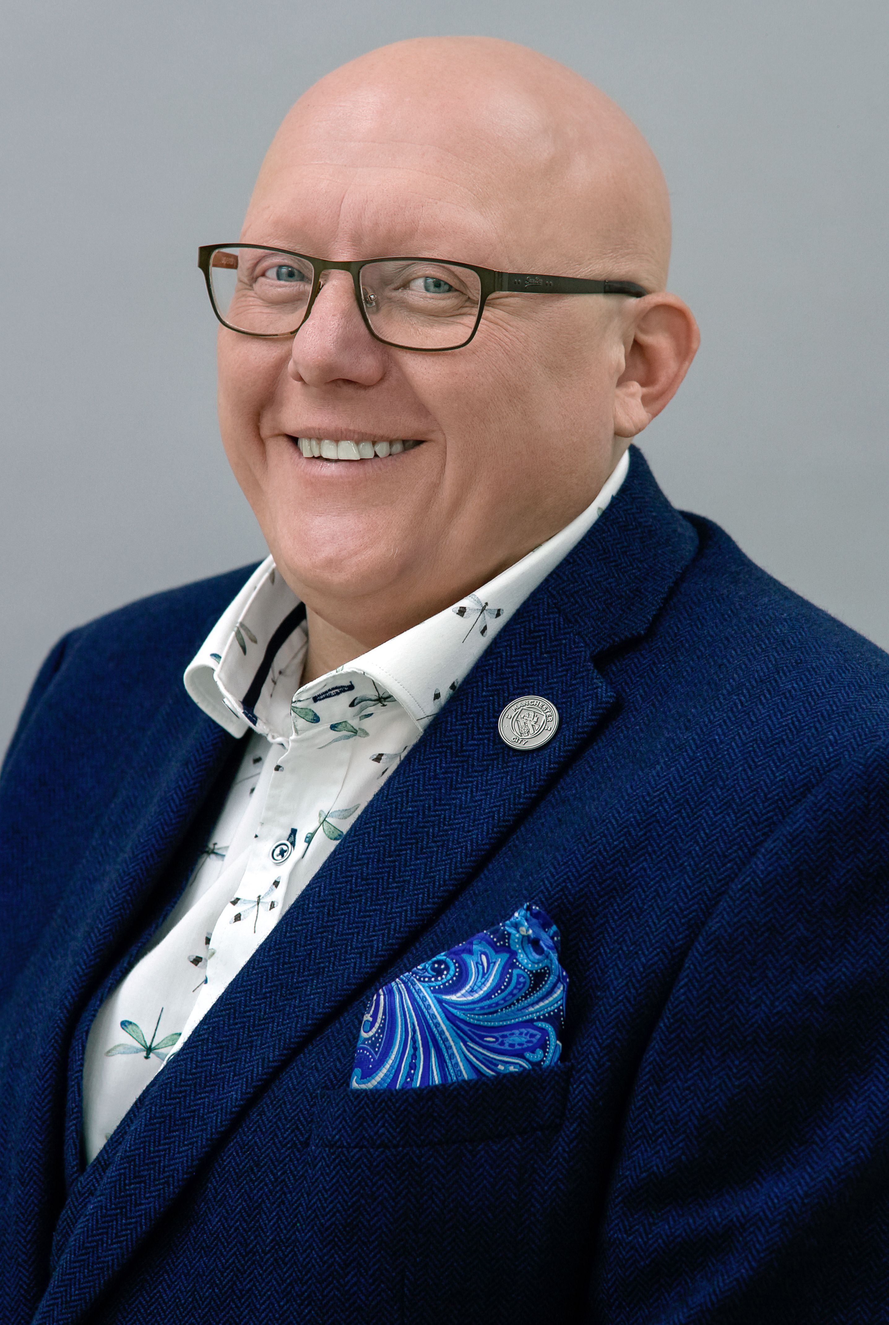 Shaun Holdom