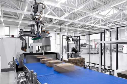 Las soluciones robóticas de BOBST aumentan la eficiencia en el sector del embalaje