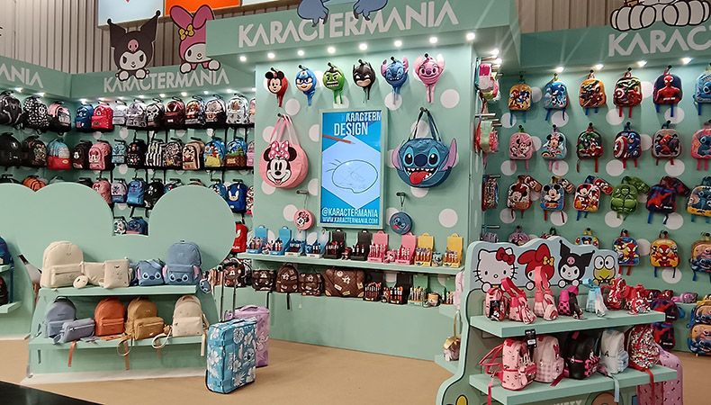 Hybrid Production: Combining Screen and Digital Printing for Quality and Efficiency