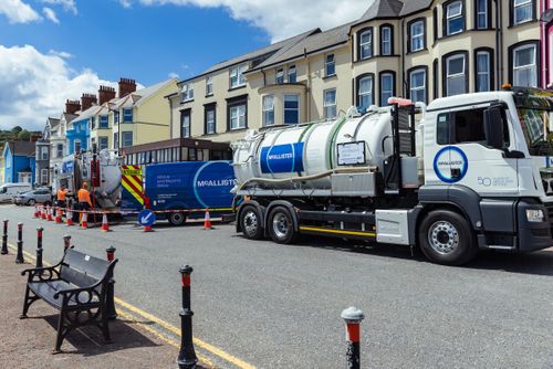 Sewer Cleaning / Maintenance and Flow Management