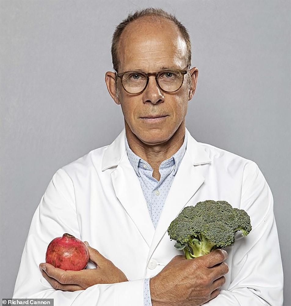 Exploring how gut health impacts COVID-19 with Professor Robert Thomas