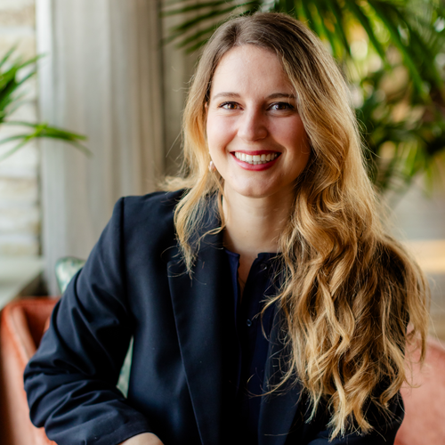 Speaker profile image for Laura Contin