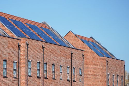 MPs overwhelmingly back mandatory solar panels for new-builds
