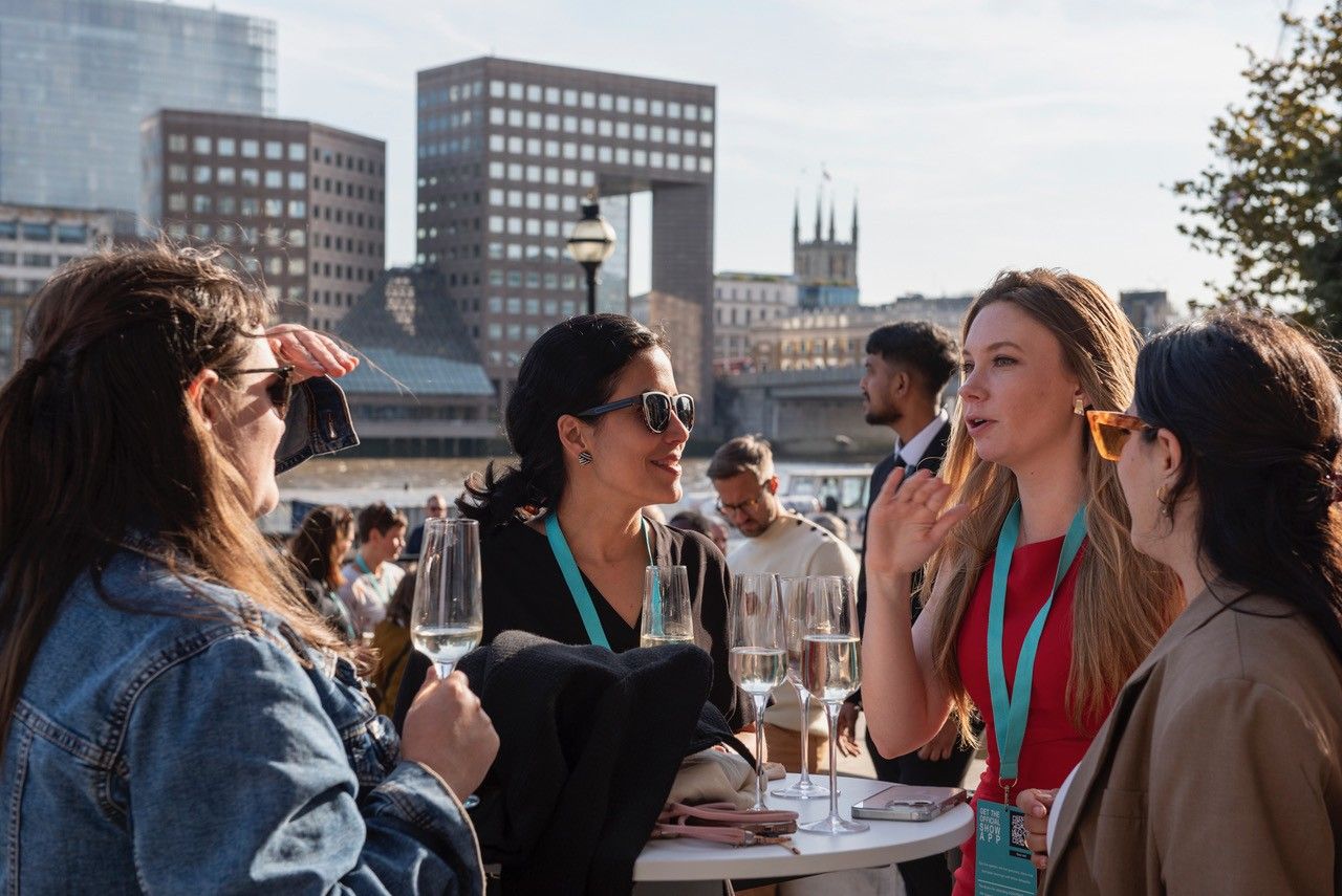 FOOTPRINT+ Bar Sponsor at Thames River