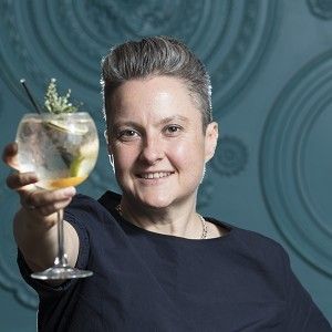 Laura Willoughby - Club Soda