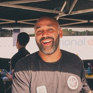 Lewis Farquharson - LJ Hugs