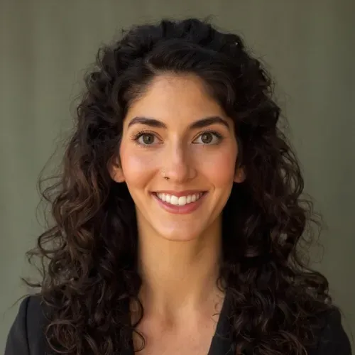 Raychel Gary - Airbnb