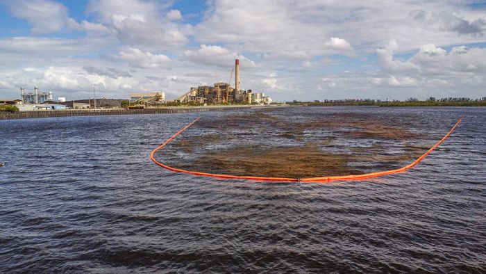 Oil Containment Boom