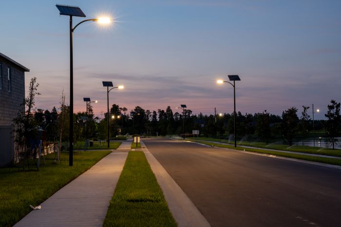 Streetleaf AVE & BLVD modern lights