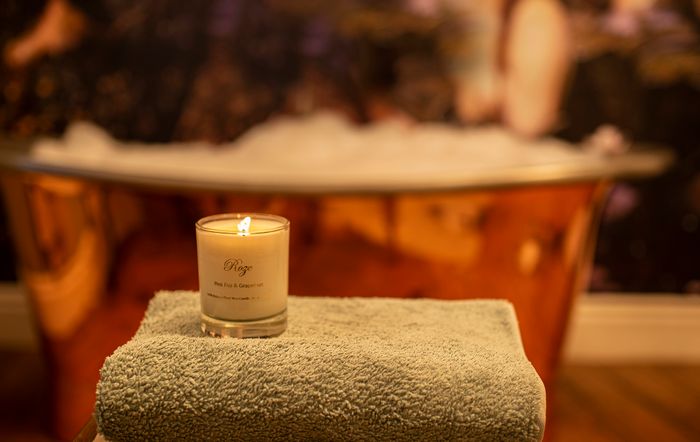 Roze Candles