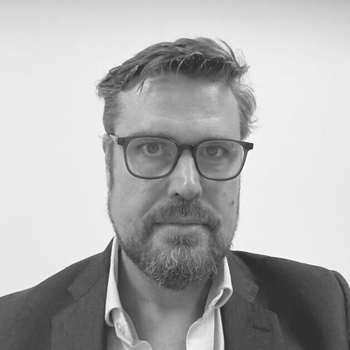 Speaker profile image for Julian Thomas