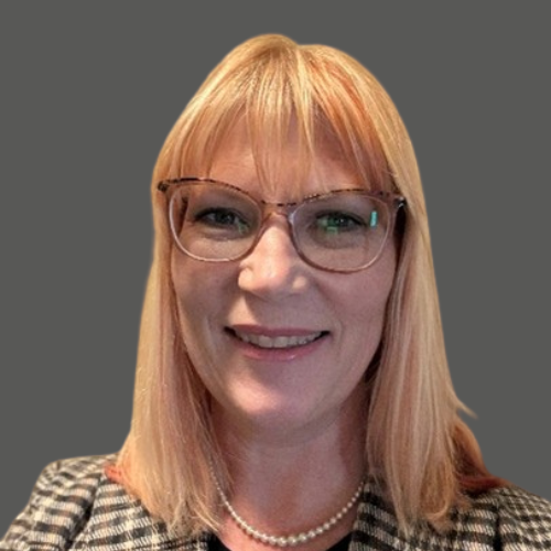 Speaker profile image for Julia Fox