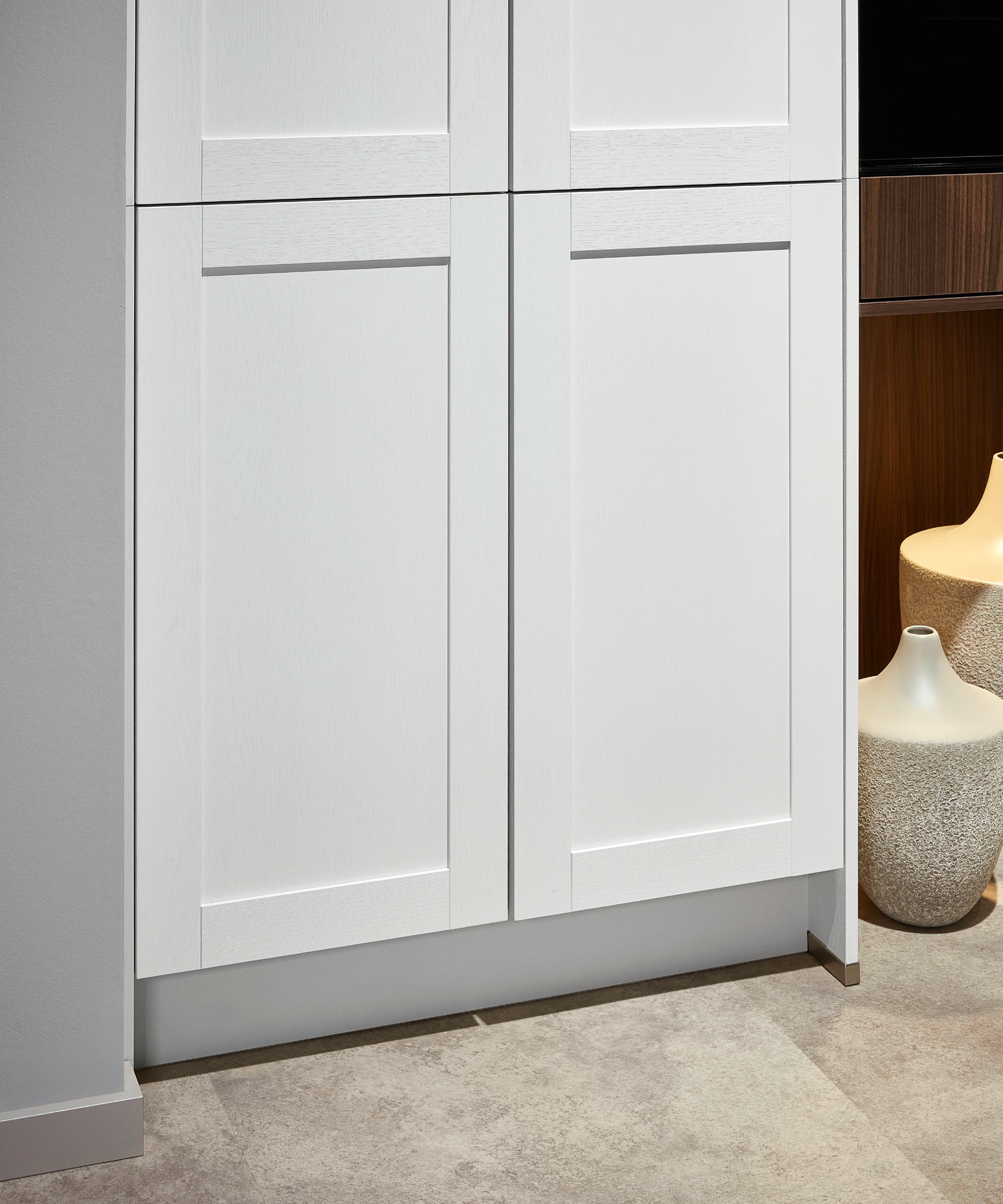 Discover Kutchenhaus, where cottage style meets German kitchen design! 