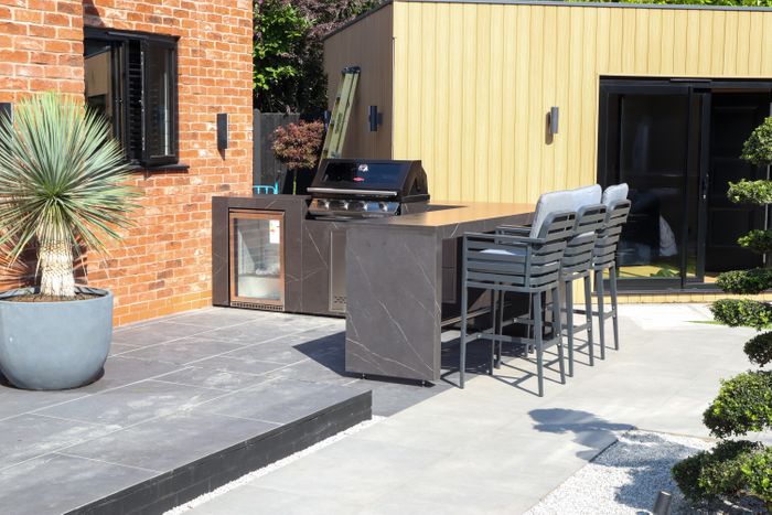 Bespoke Outdoor Kitchens