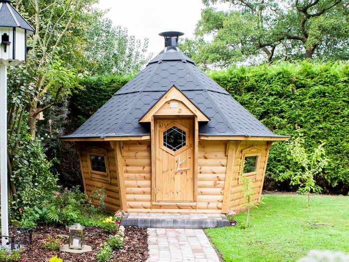 10m2 BBQ Cabin