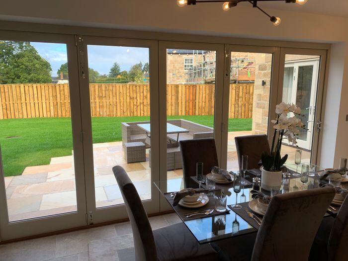 Bi-fold door
