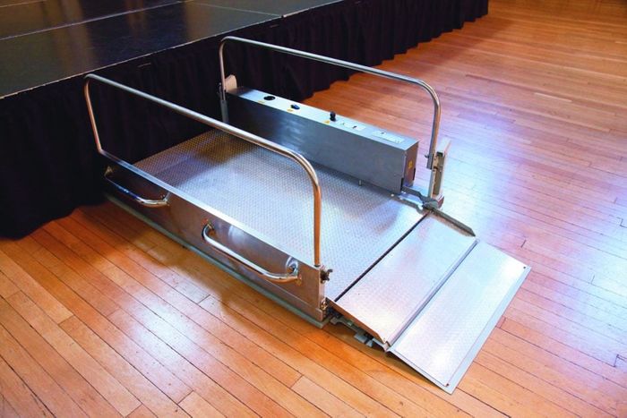 Portable Platform Lift for Wheelchair Access