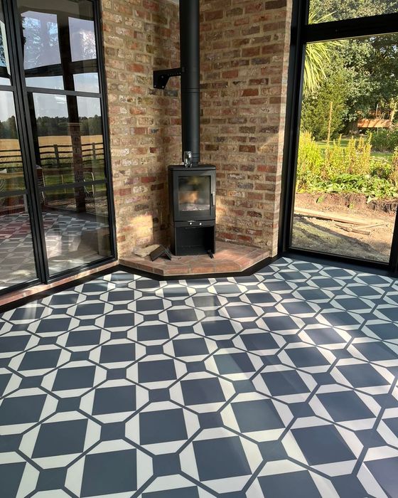 LVT