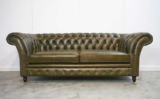 Chesterfield sofas of distinction