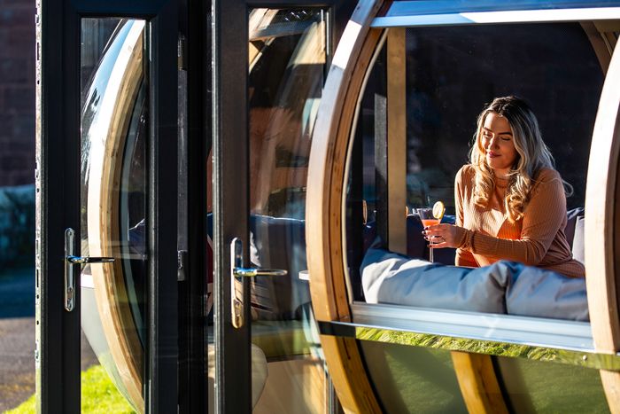 Ovalhouse Outdoor Bar Pod