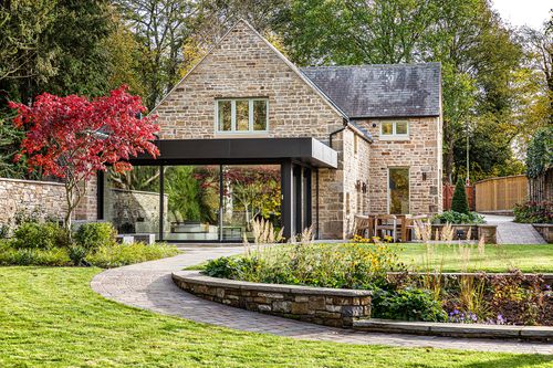 How We Reimagined a 16th‑Century Barn for Modern Family Life