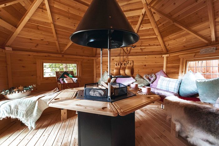 10m2 BBQ Cabin