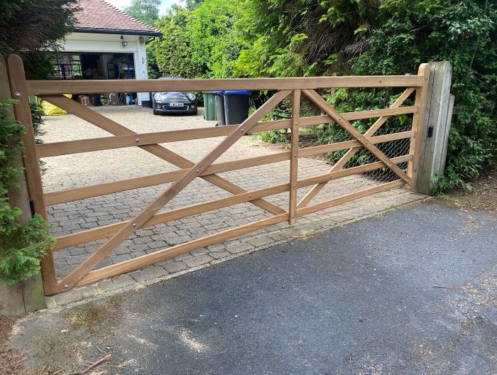 Single Swing Gates