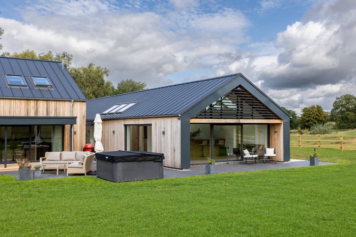 EasySeam Roof System